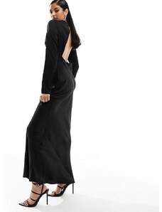 ASOS DESIGN - Vestito lungo con maniche lunghe in raso nero con pannello trasparente