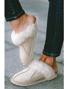 Robingly Beige Plush Suede Patchwork Thick Sole Slippers