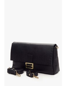 Women's Black Handbag made of Genuine Italian Leather with Golden Hardware Estro ER00114109