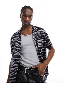 AllSaints - Cubs - Camicia a maniche corte con stampa zebrata-Nero
