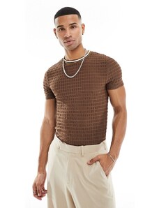 ASOS DESIGN - T-shirt attillata testurizzata trasparente con colletto a contrasto-Marrone