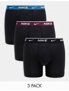 Nike - Everyday - Confezione da 3 slip neri in cotone elasticizzato con elastico colorato nero, blu e bordeaux