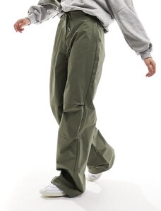 Calvin Klein Jeans - Pantaloni stile paracadutista verde oliva