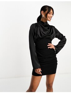 ASOS DESIGN - Vestito corto accollato in raso nero con gonna strutturata