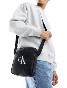 Calvin Klein Jeans - Borsa reporter nera con monogramma-Nero