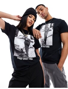 ASOS DESIGN - T-shirt unisex nera con grafica "Snoop Dogg" su licenza-Nero