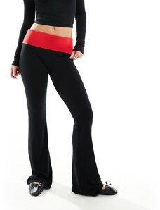 ASOS DESIGN - Pantaloni casual a zampa neri e rossi in coordinato-Multicolore