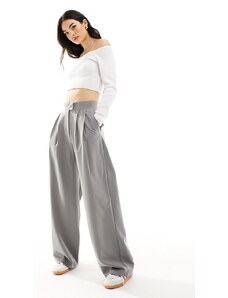 ASOS DESIGN - Pantaloni sartoriali a fondo ampio grigi con pieghe-Grigio