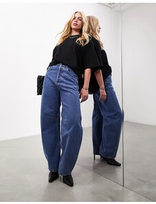 ASOS Edition - Sydney - Jeans a vita alta con gamba bombata color blu medio