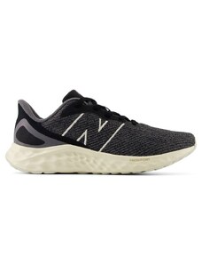 New Balance - Fresh Foam Arishi v4 - Sneakers da corsa nere-Nero