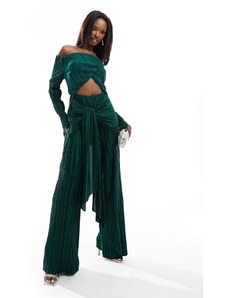 ASOS DESIGN - Tuta jumpsuit plissé a fondo ampio con scollo alla Bardot incrociato sul davanti color verde bottiglia