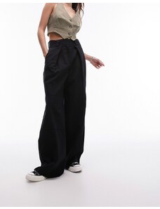 Topshop - Pantaloni a fondo ampio sartoriali neri con pinces sul fondo-Nero