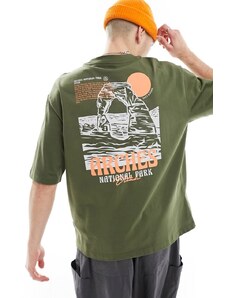 Only & Sons - T-shirt oversize kaki con stampa "Arches" sul retro-Verde