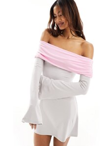 ASOS DESIGN - Vestito corto grigio e rosa monospalla con risvolto a contrasto