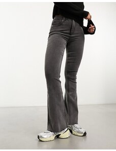 Miss Selfridge - Jeans a zampa lavaggio grigio