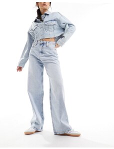 Calvin Klein Jeans - Jeans comodi a vita alta lavaggio chiaro-Blu