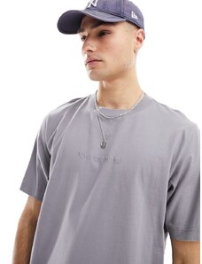 Abercrombie & Fitch - T-shirt grigio medio con logo goffrato al centro