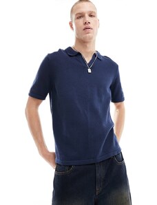 ASOS DESIGN - Polo in maglia di cotone di media pesantezza blu navy intagliata sul collo