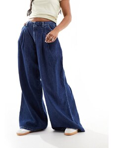 ASOS DESIGN - Jeans a fondo ampio a pieghe lavaggio rinse wash-Blu
