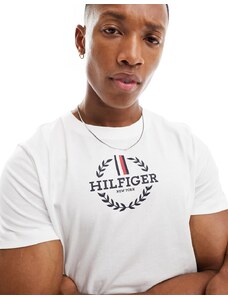Tommy Hilfiger - T-shirt bianca con logo global stripe wreath-Bianco