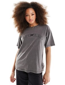 Pull&Bear - T-shirt oversize grigia lavaggio acido con grafica-Grigio