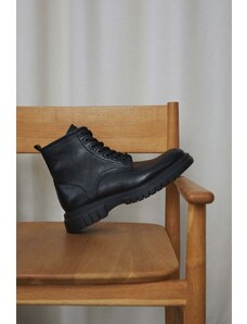Men's Black Ankle Boots made of Genuine Leather Estro ER00114070