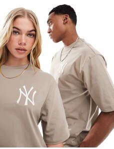 New Era - T-Shirt color pietra con logo NY-Neutro