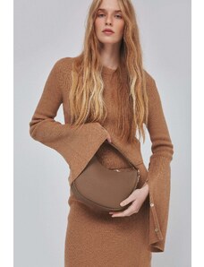 Brown Crescent Shaped Handbag made of Genuine Leather Estro ER00114353