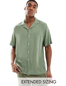 ASOS DESIGN - Camicia comoda in viscosa kaki con colletto a rever-Verde