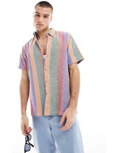 ASOS DESIGN - Camicia vestibilità comoda testurizzata a righe arcobaleno-Multicolore