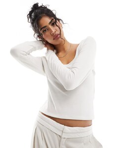 Abercrombie & Fitch - Top a maniche lunghe da casa bianco sporco in jersey con scollo rotondo