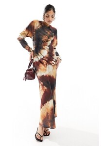 ASOS DESIGN - Vestito lungo asimmetrico in raso con bottoni e stampa sfumata-Multicolore