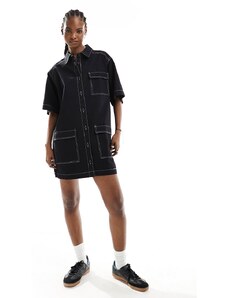 COLLUSION - Vestito camicia corto in twill nero con tasche e cuciture a contrasto