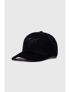 Mitchell&Ness cappello con visiera con aggiunta di cotone CHICAGO BULLS colore nero con applicazione
