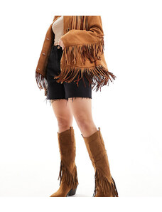 Glamorous Wide Fit - Stivali al ginocchio a pianta larga stile western con frange color castagna-Marrone