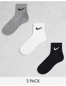Nike Training - Everyday Cushioned - Confezione da 3 paia di calzini alla caviglia imbottiti bianchi, grigi e neri-Multicolore