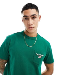 Polo Ralph Lauren - Sport Capsule - T-shirt oversize classica verde medio con stemma del logo