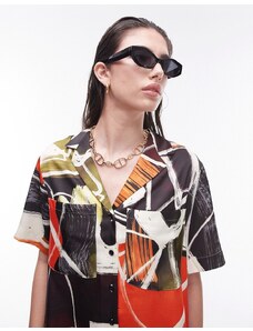 Topshop - Camicia stile resort in raso multicolore con stampa astratta artistica in coordinato