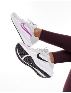Nike Running - Downshifter 13 - Sneakers bianche e viola hyper-Bianco