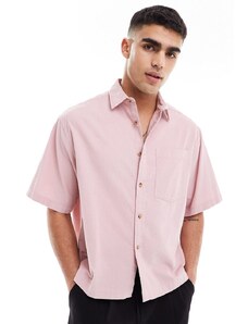ASOS DESIGN - Camicia squadrata oversize taglio corto a maniche corte in velluto a coste rosa chiaro