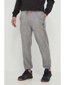 Puma pantaloni da jogging in cotone PUMA X STAPLE colore grigio 627033