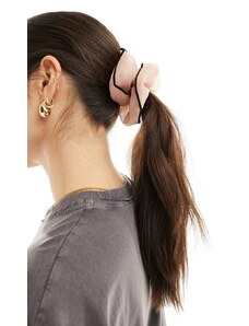 DesignB London - Elastico per capelli oversize in organza color talpa con cuciture a contrasto-Rosa
