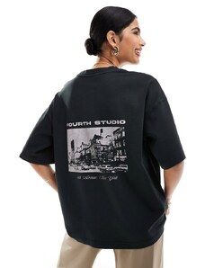 4th & Reckless - T-shirt oversize grigia lavaggio acido con grafica sul retro-Grigio