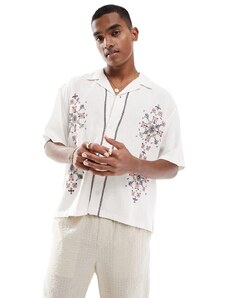 Abercrombie & Fitch - Camicia a maniche corte in misto lino bianca ricamata-Bianco