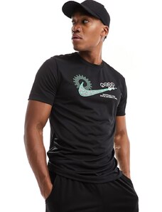 Nike Training - T-shirt con grafica nera-Nero