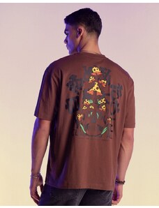 ASOS DESIGN - T-shirt oversize pesante marrone con stampa di funghi sul retro