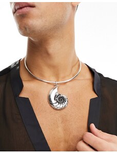 ASOS DESIGN - Collana torque argentata con pendente a forma di conchiglia-Argento