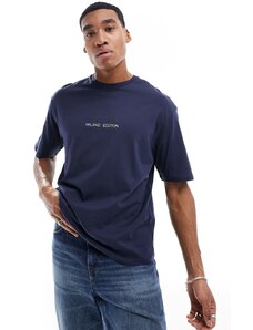 Armani Exchange - T-shirt comfort fit blu navy con logo centrale sul petto