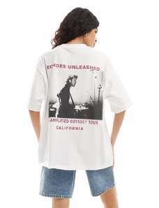 ASOS DESIGN - T-shirt vestibilità boyfriend bianca con stampa rock rosa-Bianco