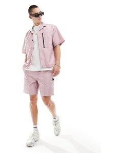 ASOS DESIGN - Pantaloncini in nylon rosa multitasche in coordinato